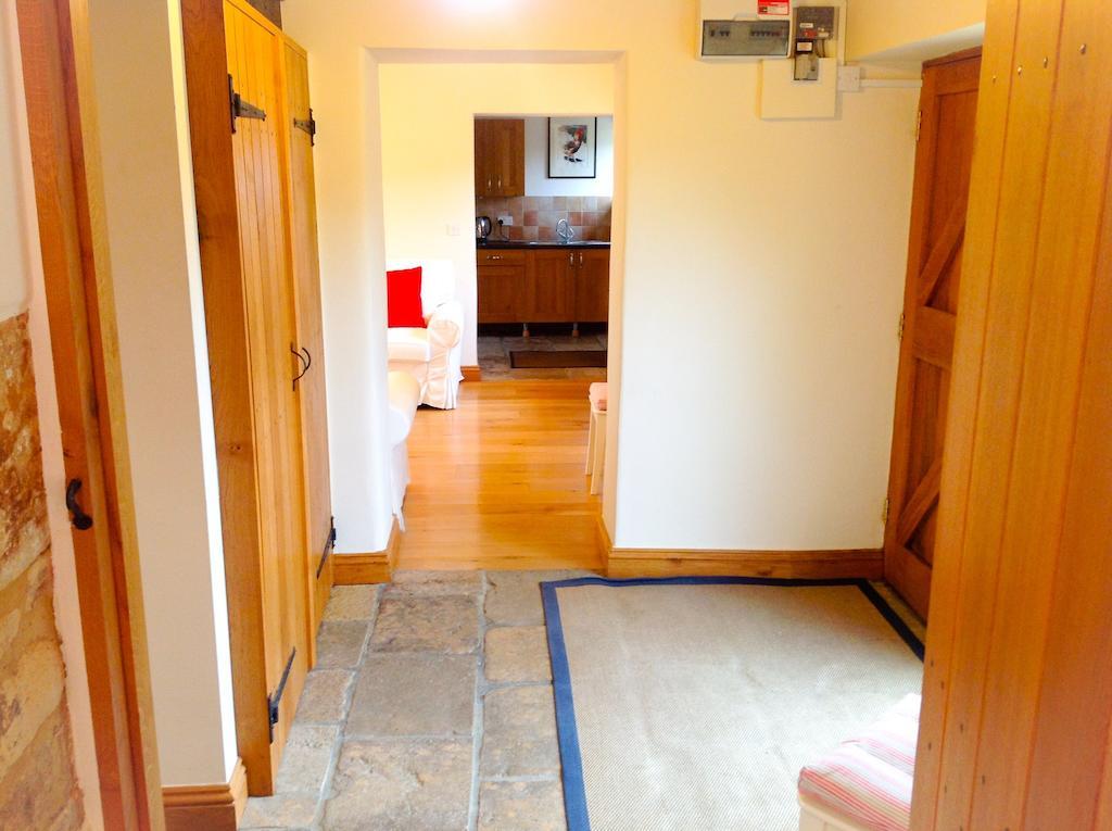 Whitley Coach House Villa Room photo